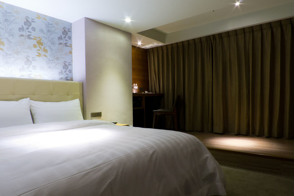 Urtrip Hotel Taipei Extérieur photo