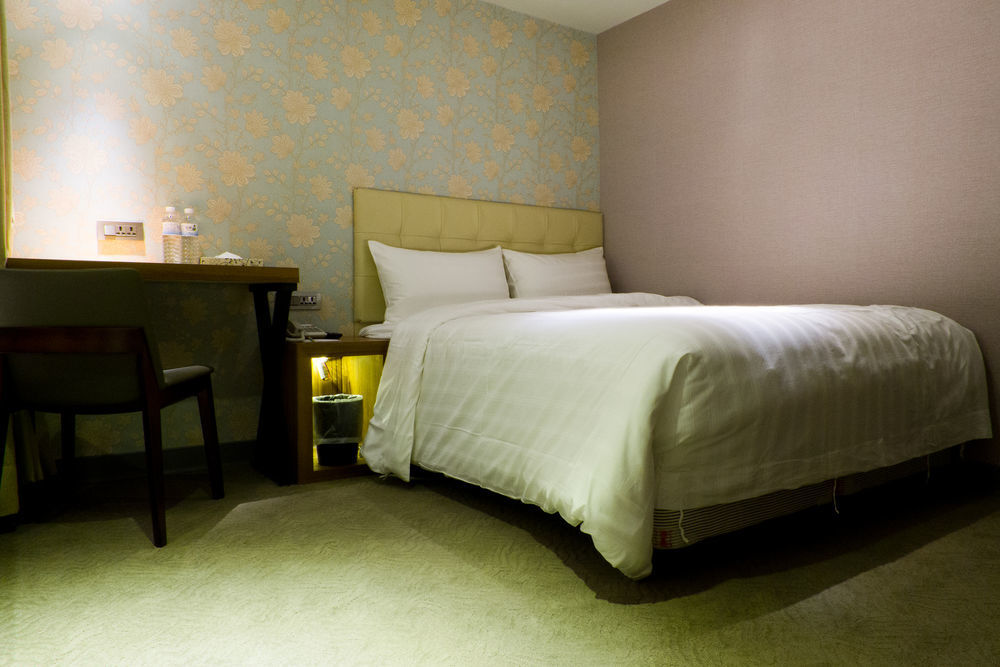 Urtrip Hotel Taipei Extérieur photo