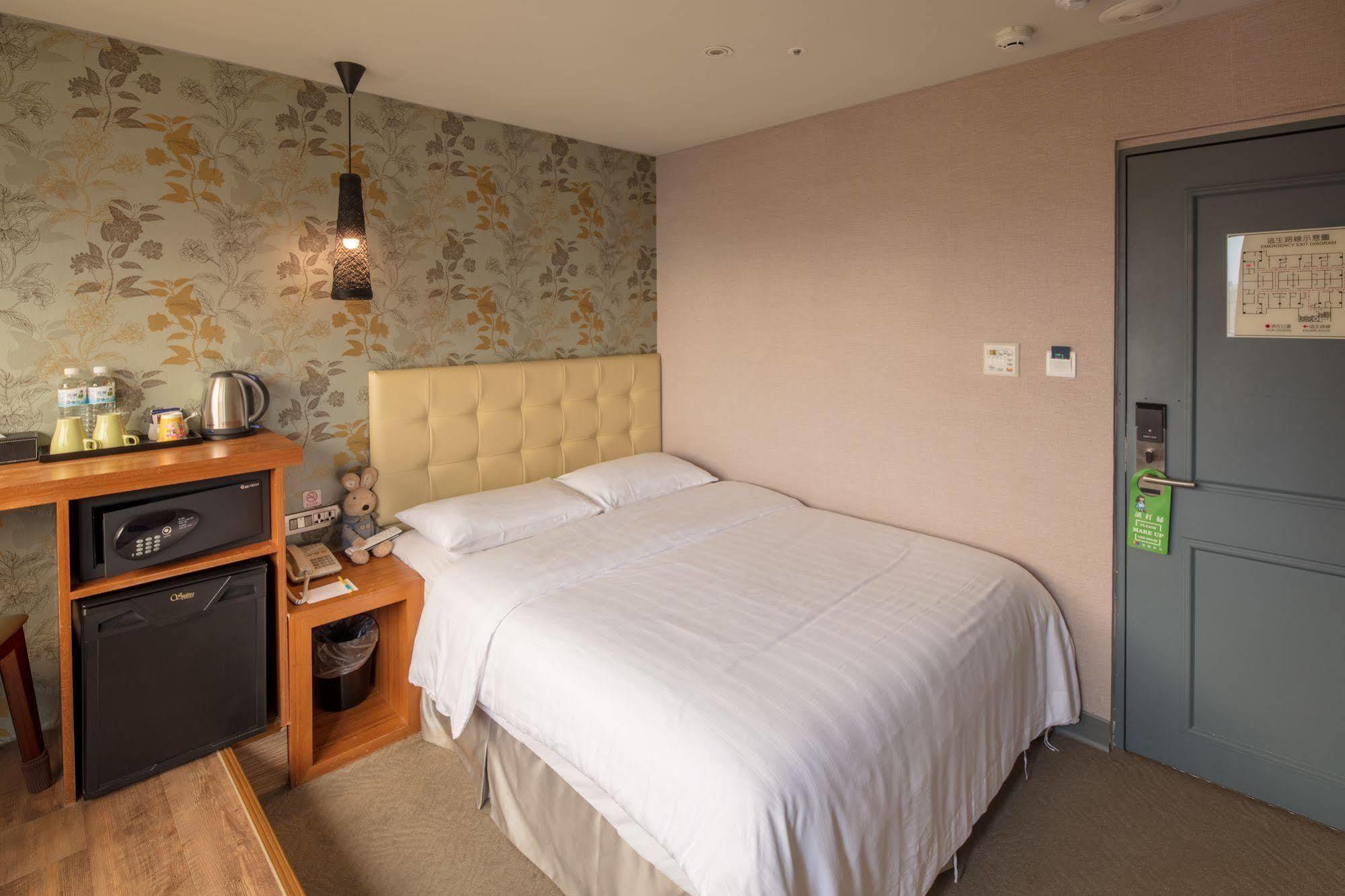Urtrip Hotel Taipei Extérieur photo